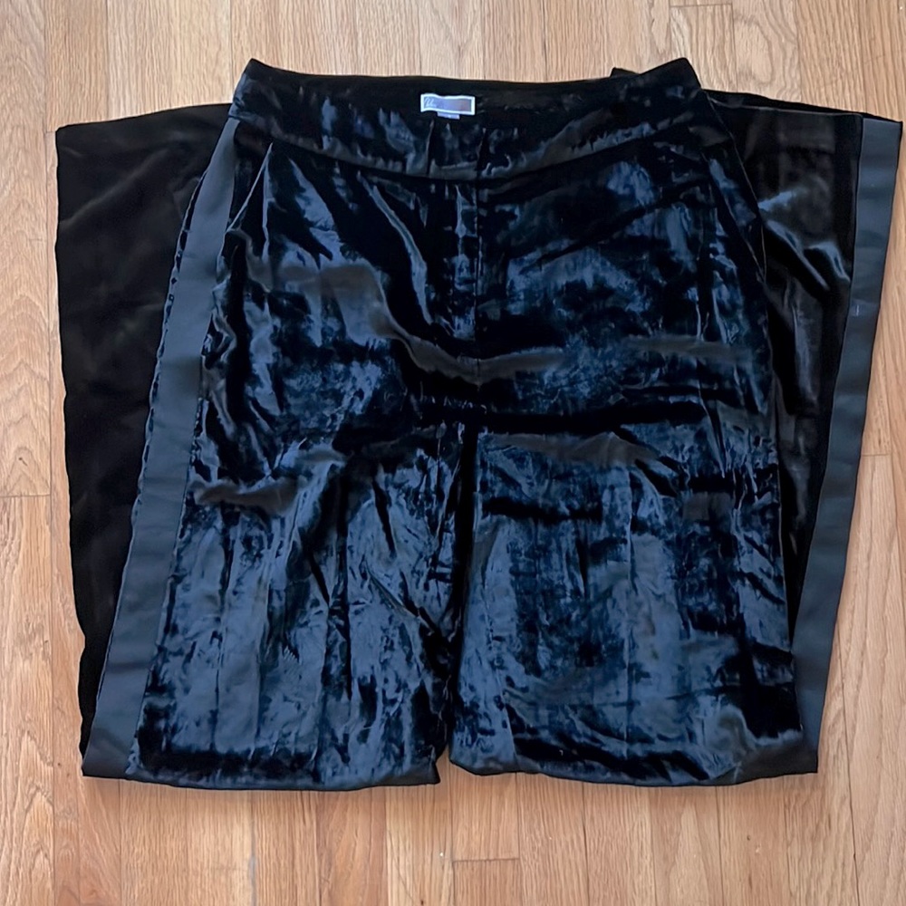 Chelsea 28 velvet dress pants